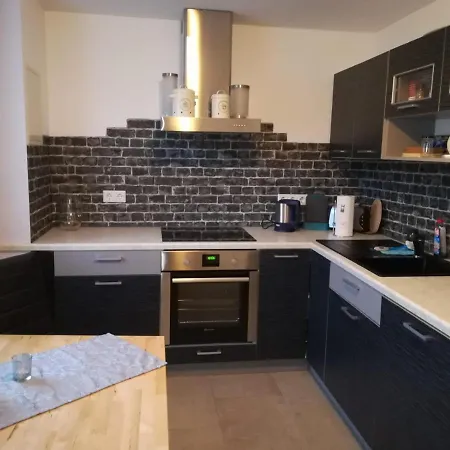 Taunusrast-Usi Appartement Usingen Buitenkant foto