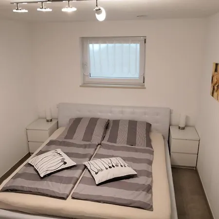 Taunusrast-Usi Appartement Usingen Buitenkant foto